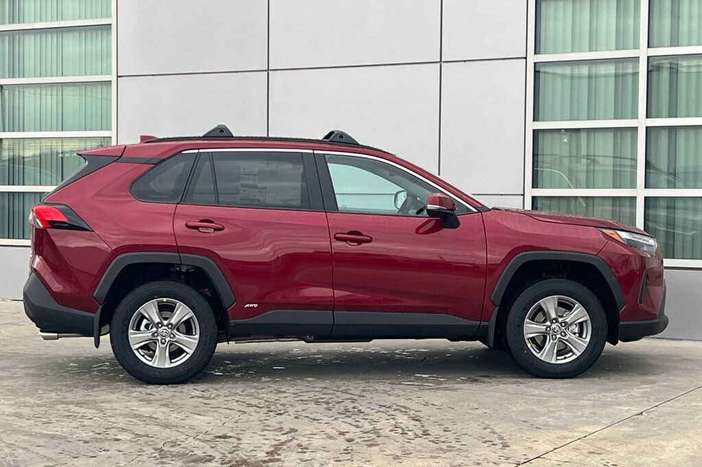 New 2025 Toyota RAV4 Hybrid XLE SUV