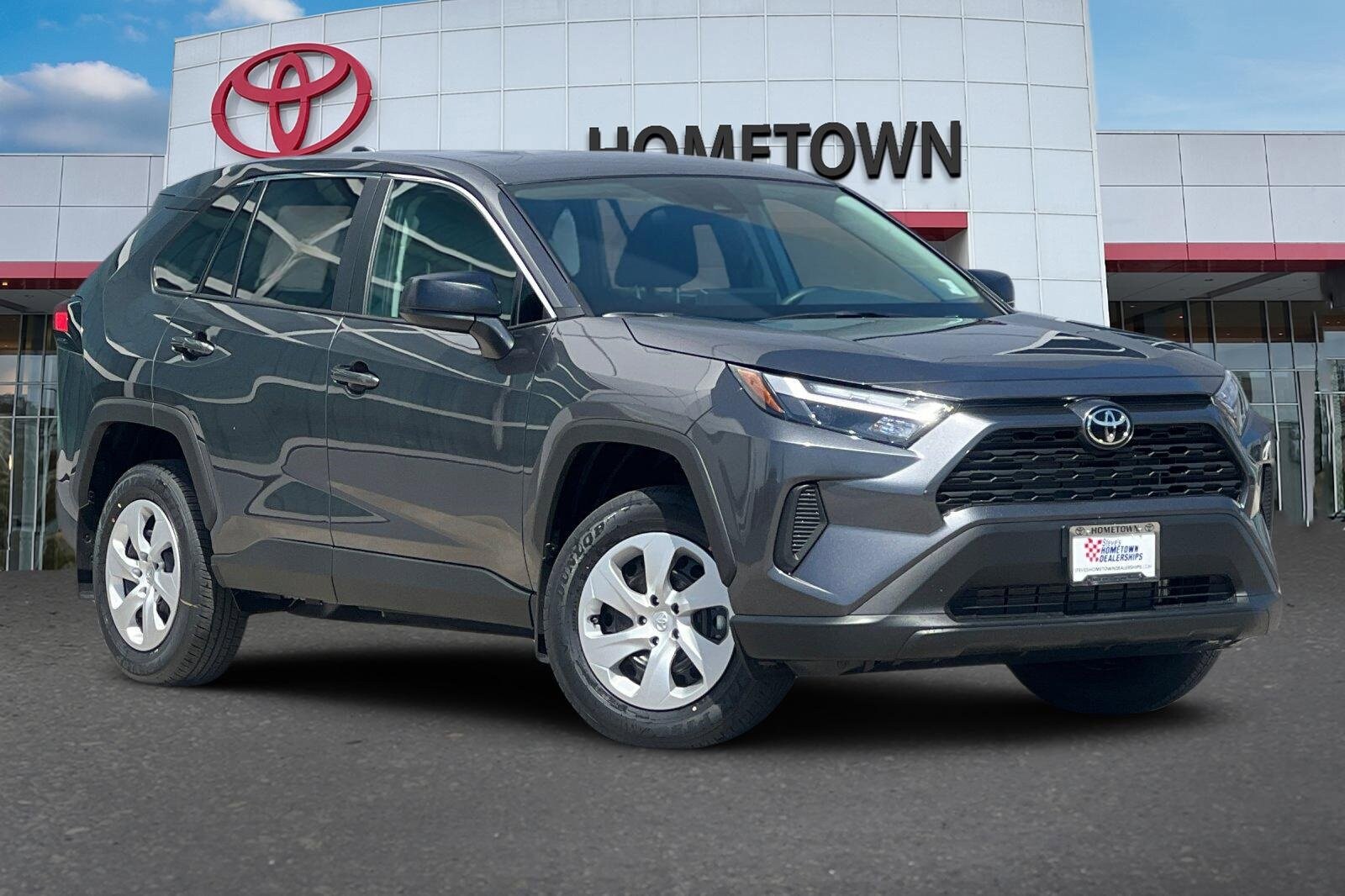 2025 Toyota RAV4 LE photo 2