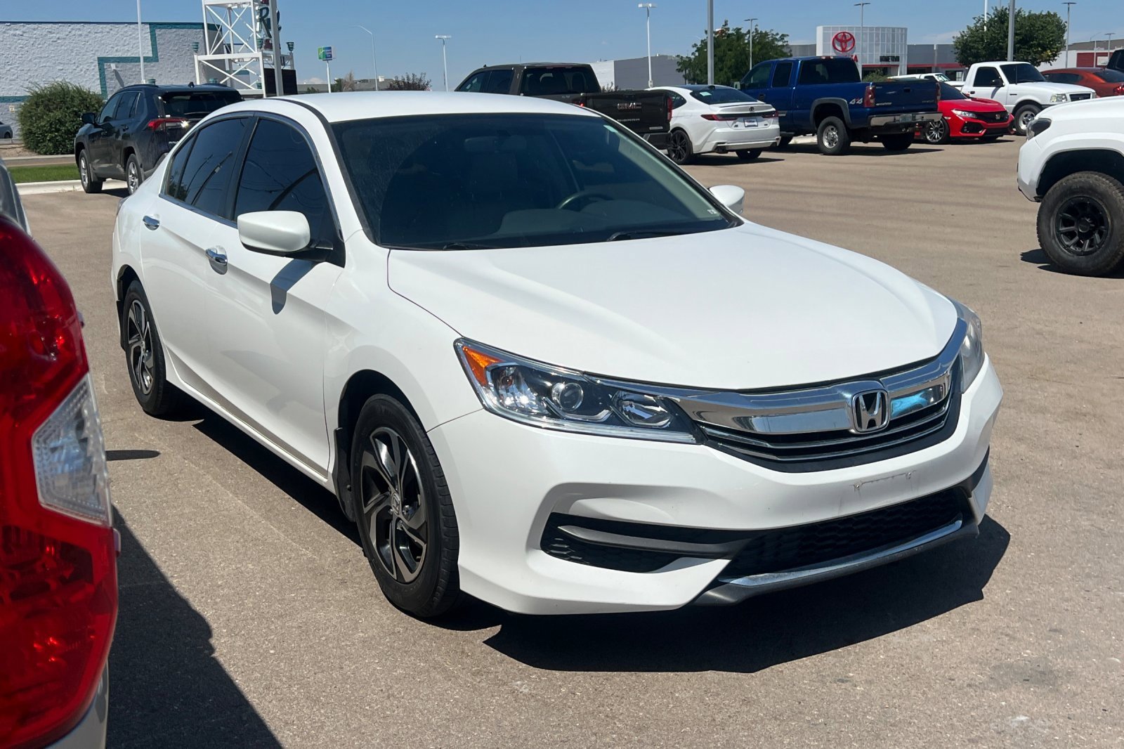 Used 2017 Honda Accord LX with VIN 1HGCR2F31HA020488 for sale in Ontario, OR