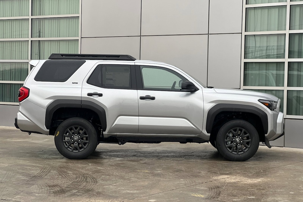 New 2025 Toyota 4Runner SR5 SUV