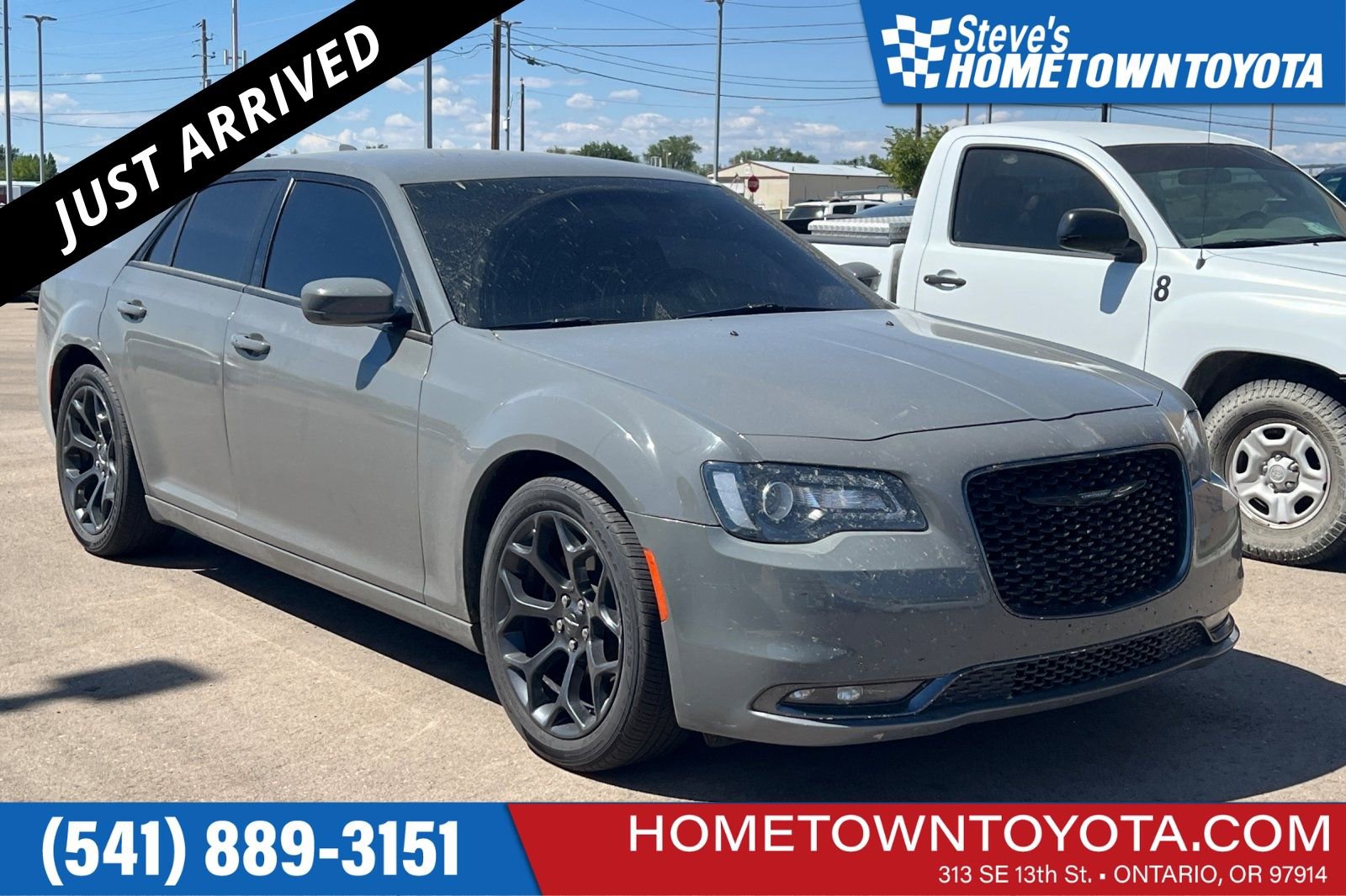 2019 Chrysler 300 S's photo