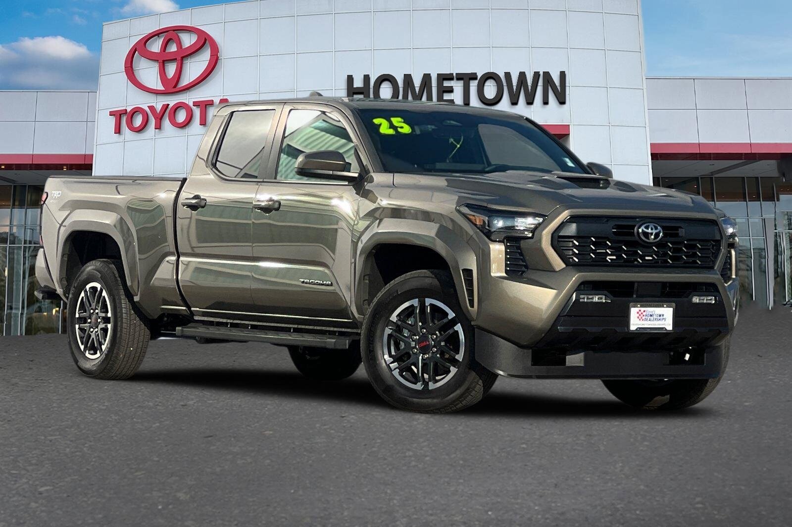 2025 Toyota Tacoma photo 2
