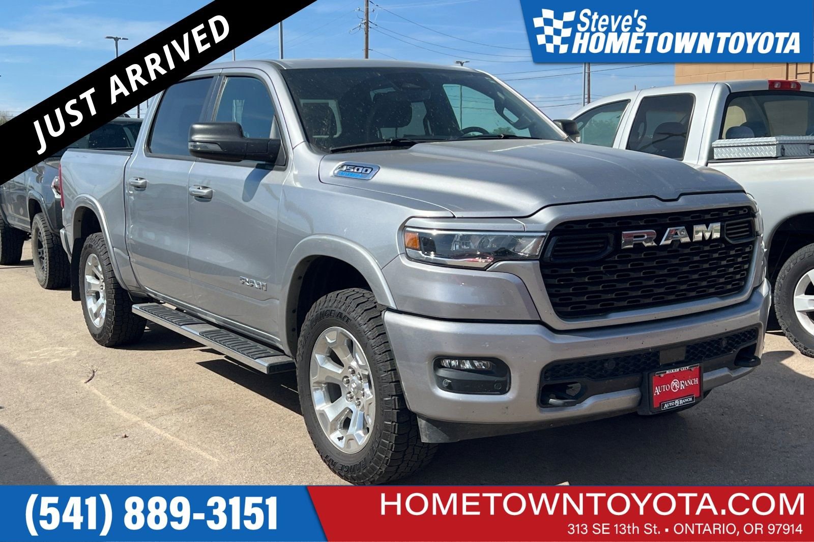 2025 RAM 1500 Big Horn/Lone Star 4x4 Crew Cab 5'7's photo