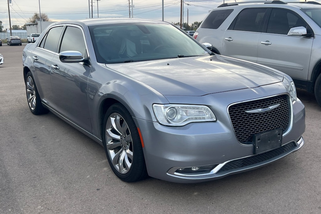 Used 2018 Chrysler 300 Limited Sedan