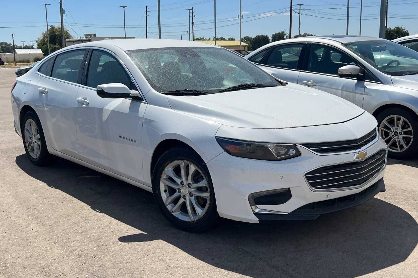 Used 2017 Chevrolet Malibu 1LT with VIN 1G1ZE5ST8HF137279 for sale in Ontario, OR