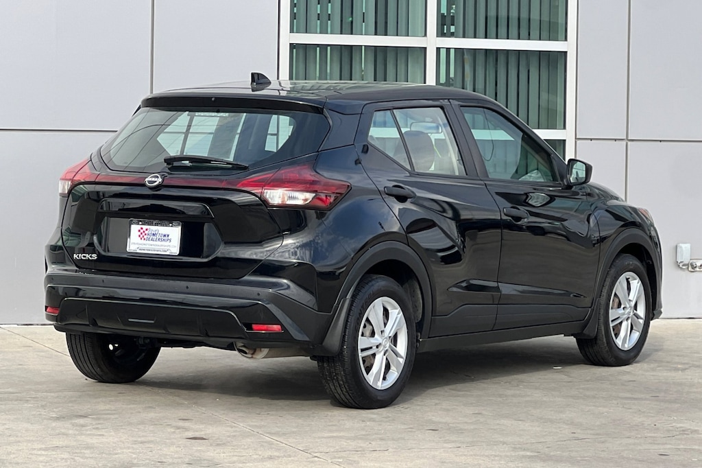 Used 2022 Nissan Kicks S SUV