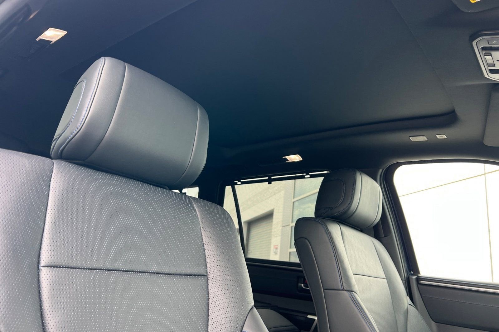 2025 Toyota Sequoia Platinum - Photo 15