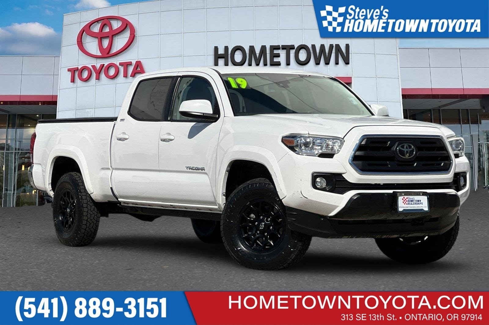 2019 Toyota Tacoma SR5's photo