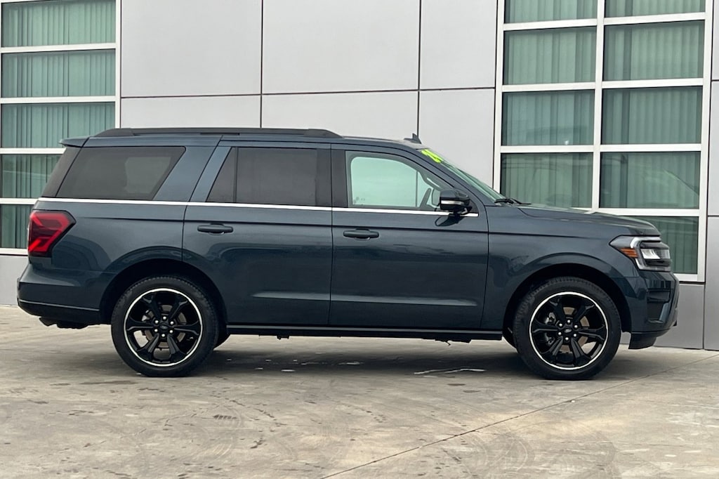 Used 2024 Ford Expedition Limited SUV