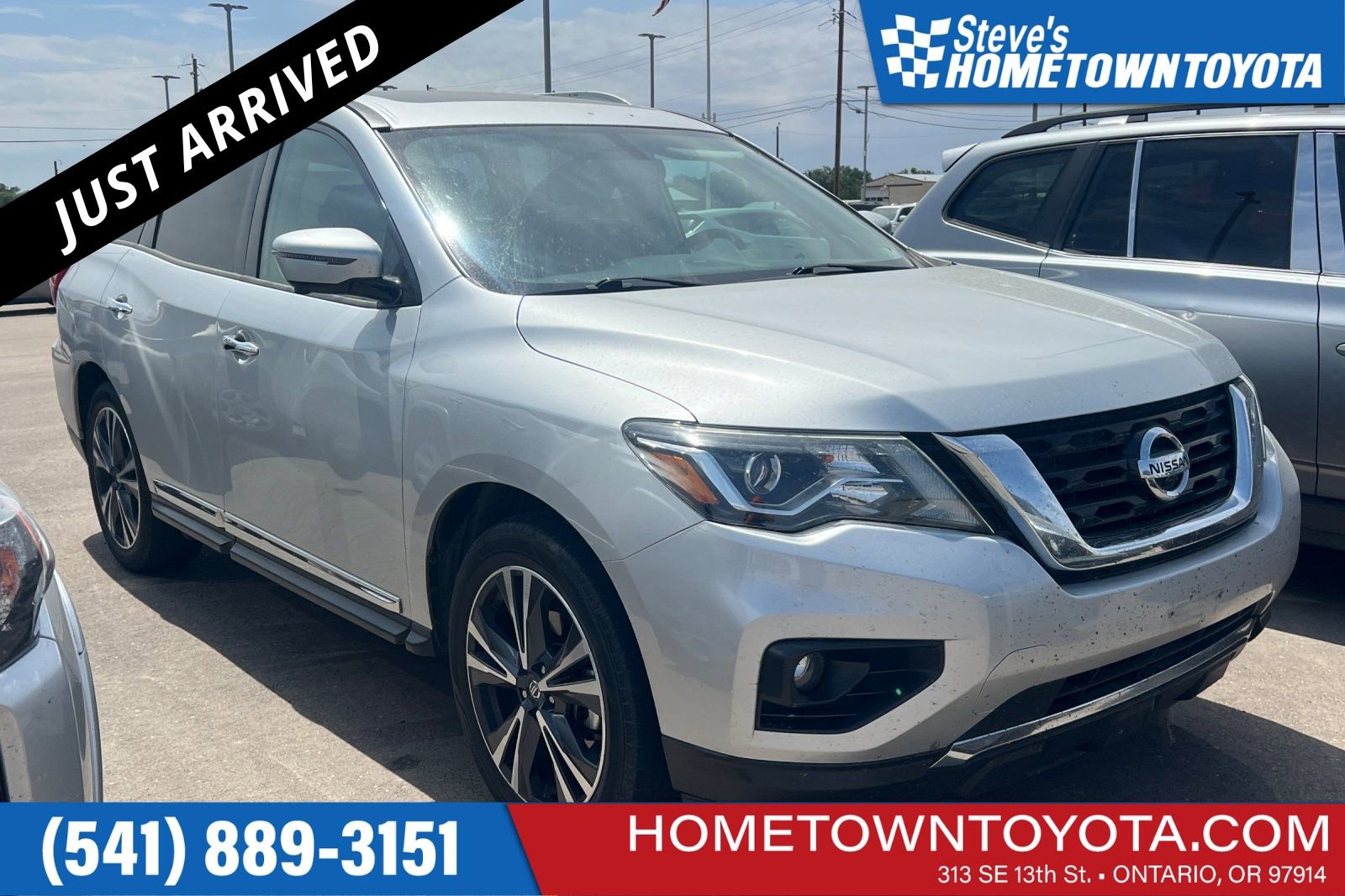 2020 Nissan Pathfinder Platinum 2WD's photo