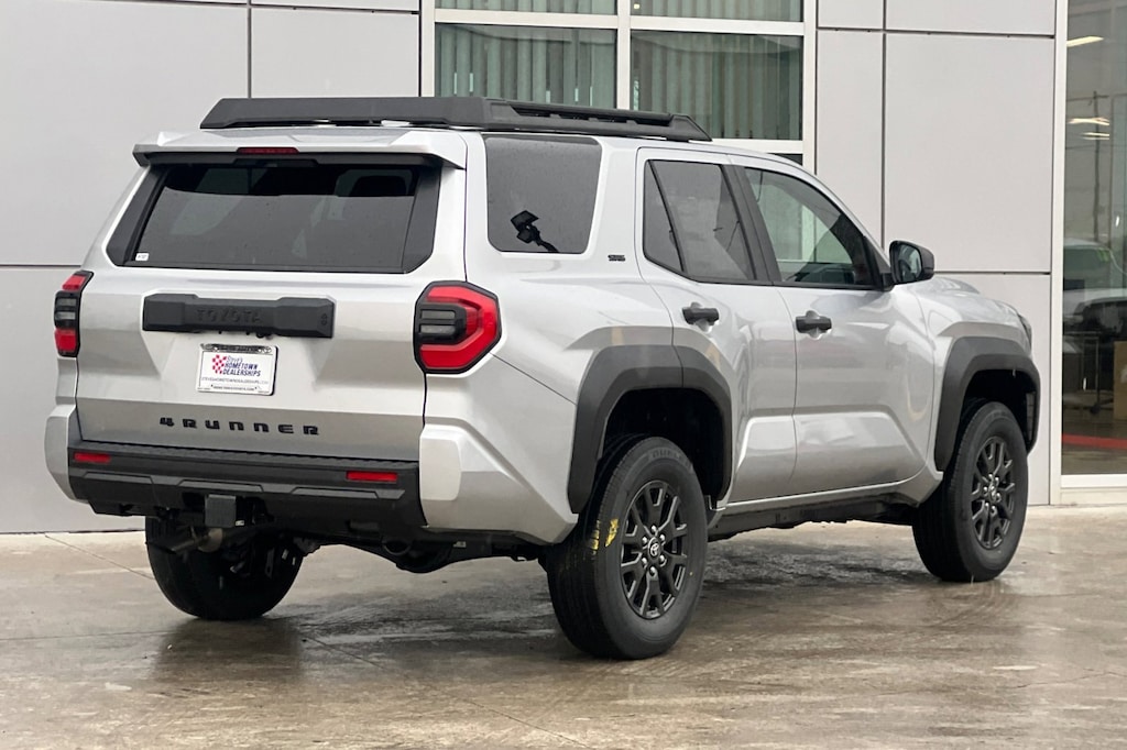 New 2025 Toyota 4Runner SR5 SUV