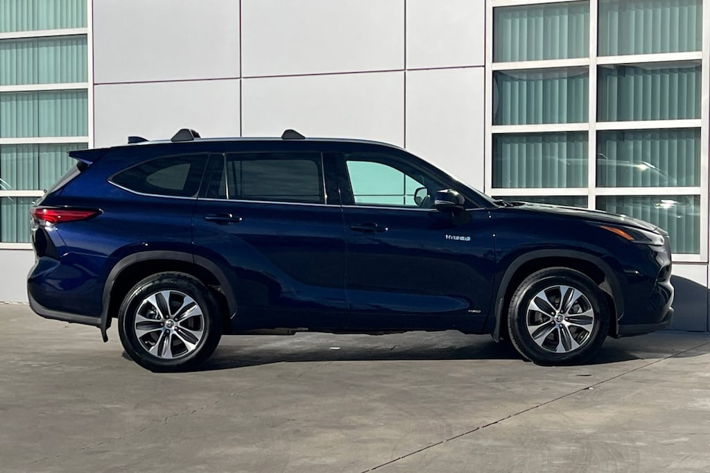 Certified 2021 Toyota Highlander Hybrid XLE SUV