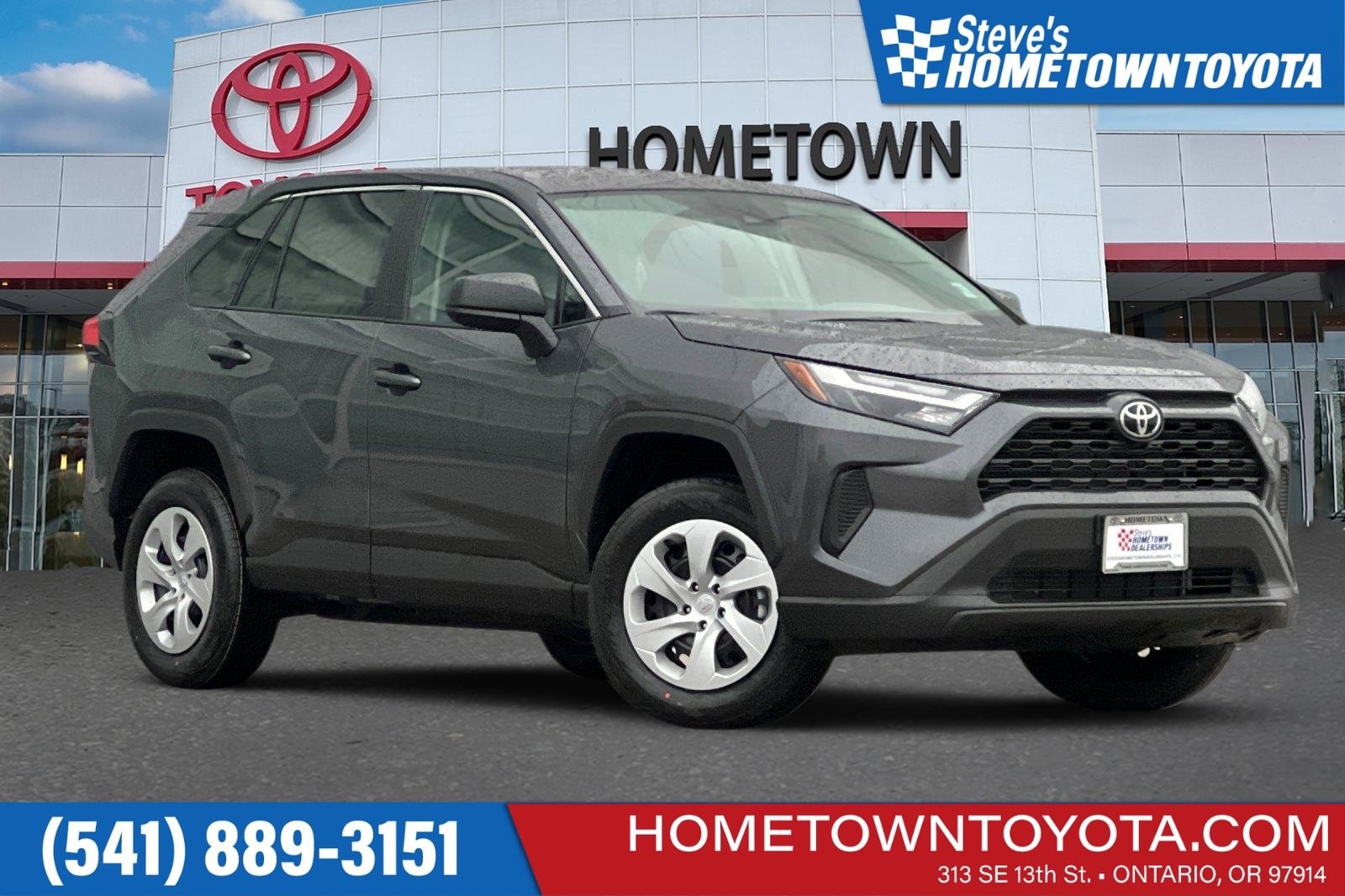 2025 Toyota RAV4 LE's photo