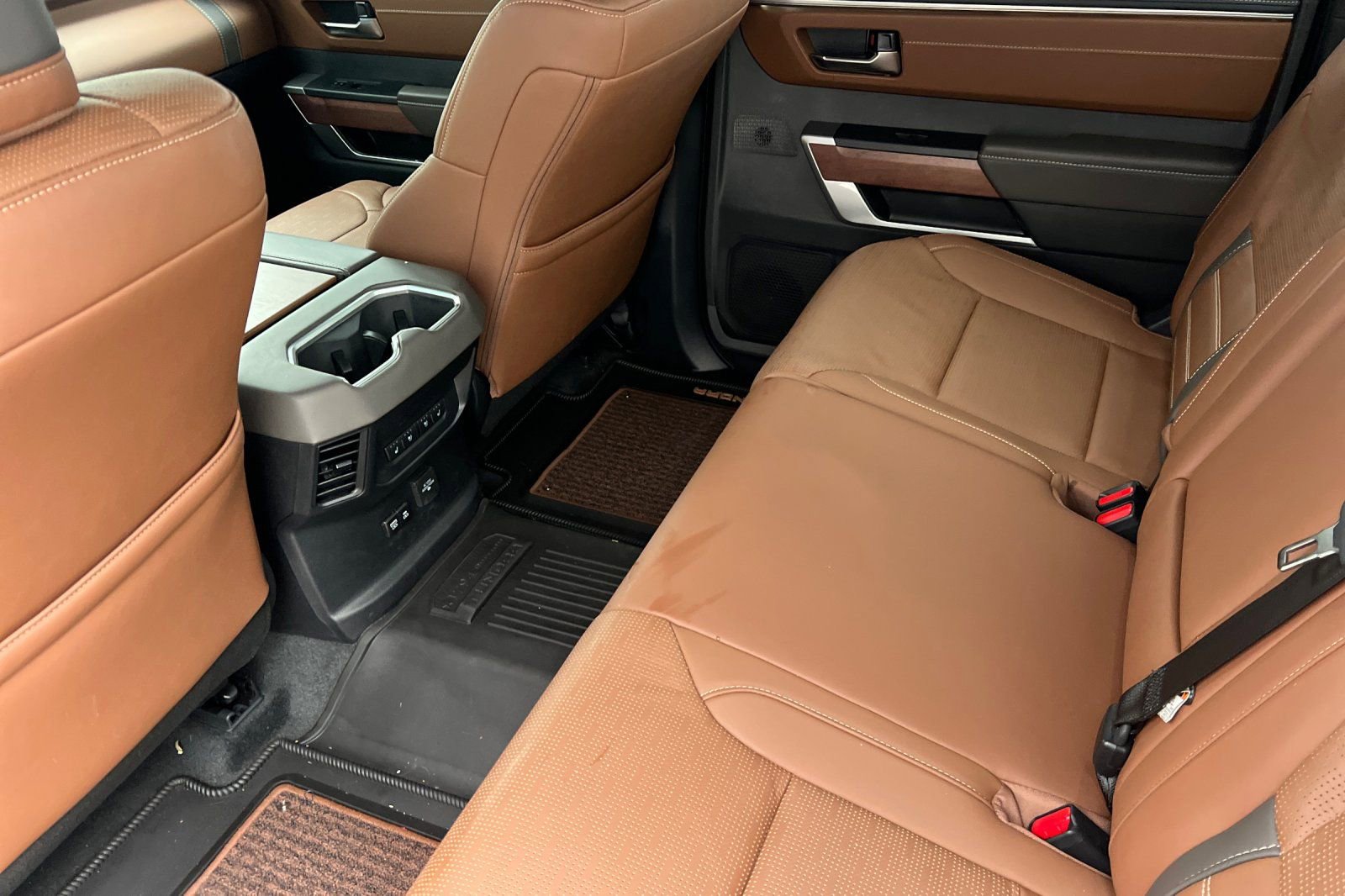 2025 Toyota Tundra 1794 Edition - Photo 9