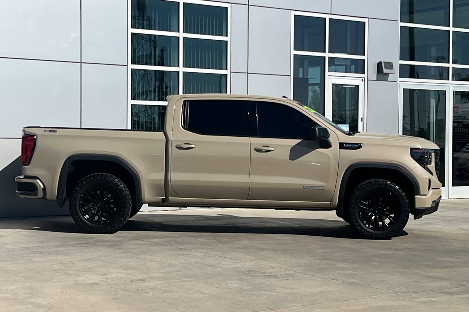 2022 Gmc Sierra 1500 Elevation photo 2