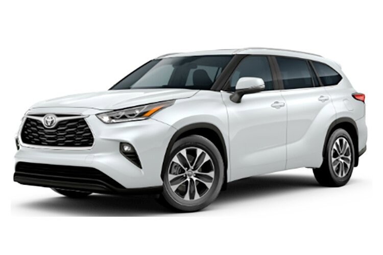 2025 Toyota Highlander XLE photo 2