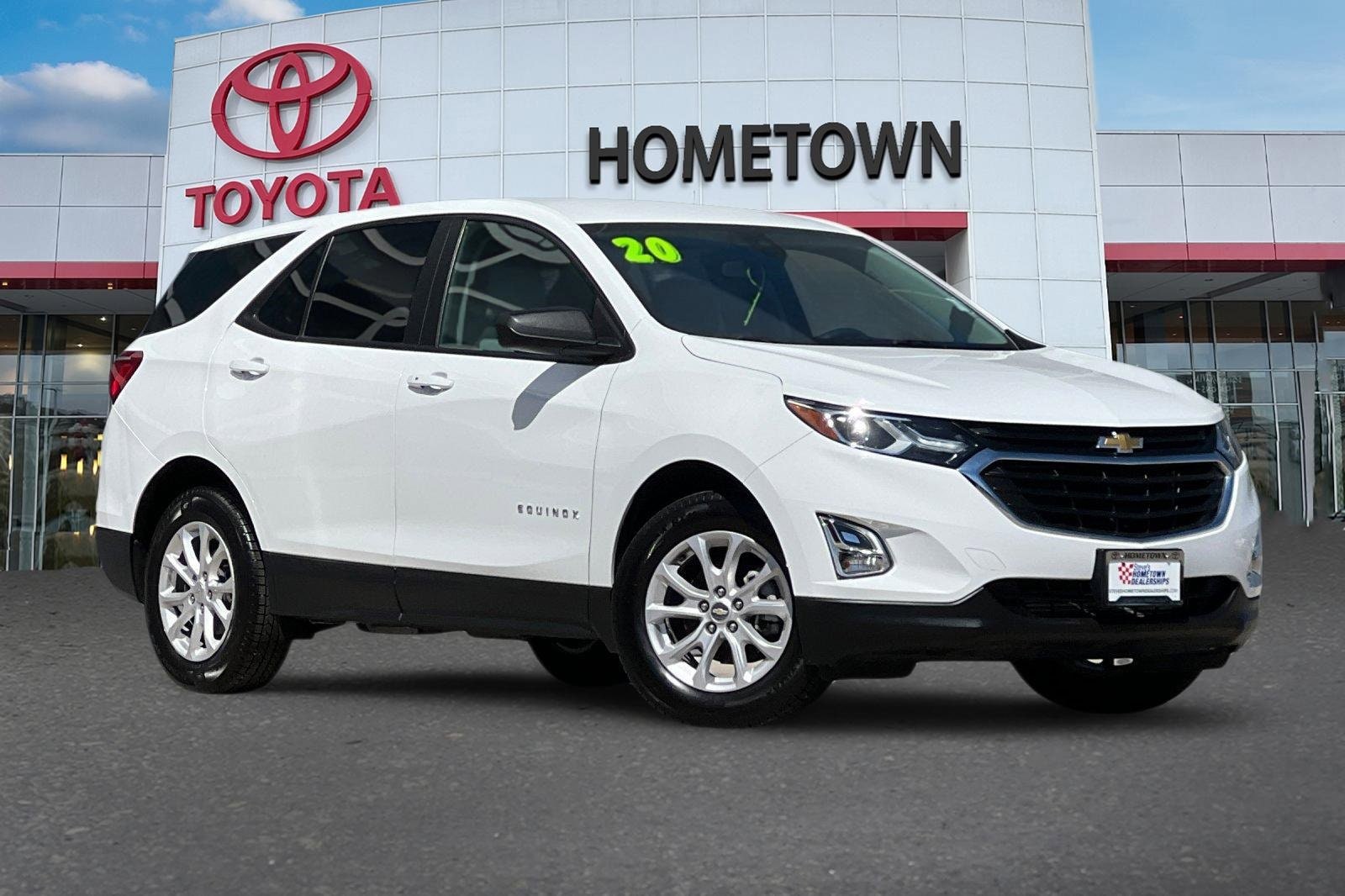 Used 2020 Chevrolet Equinox LS with VIN 3GNAXHEV3LS587947 for sale in Ontario, OR