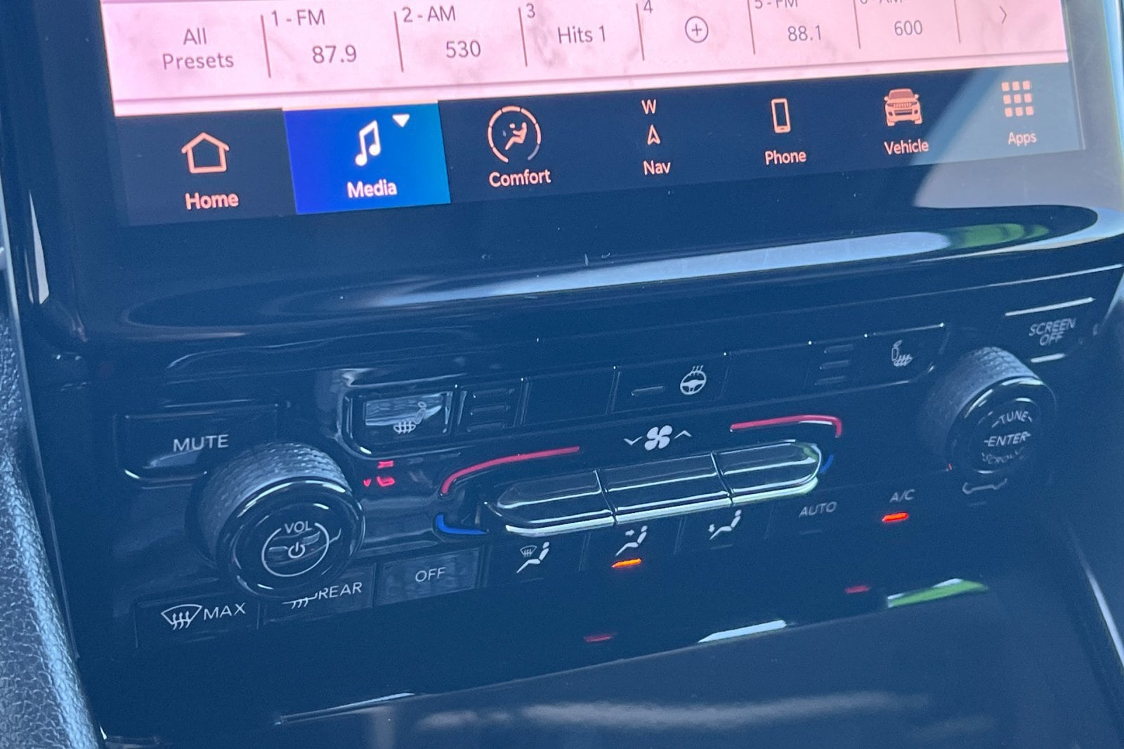 2024 Jeep Grand Cherokee 4xe - Photo 18