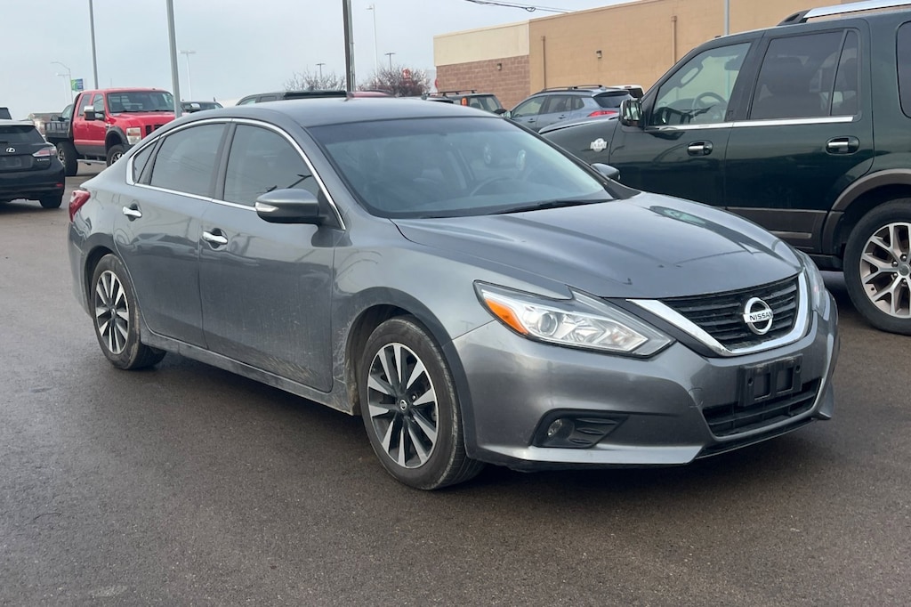 Used 2018 Nissan