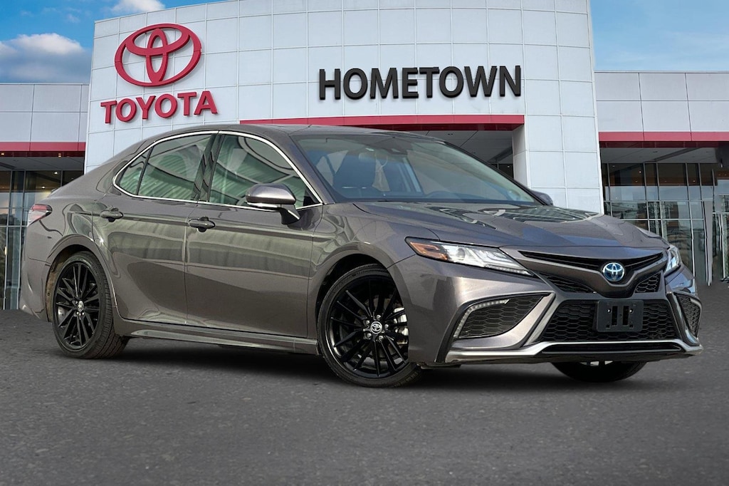 Used 2024 Toyota Camry Hybrid XSE Sedan