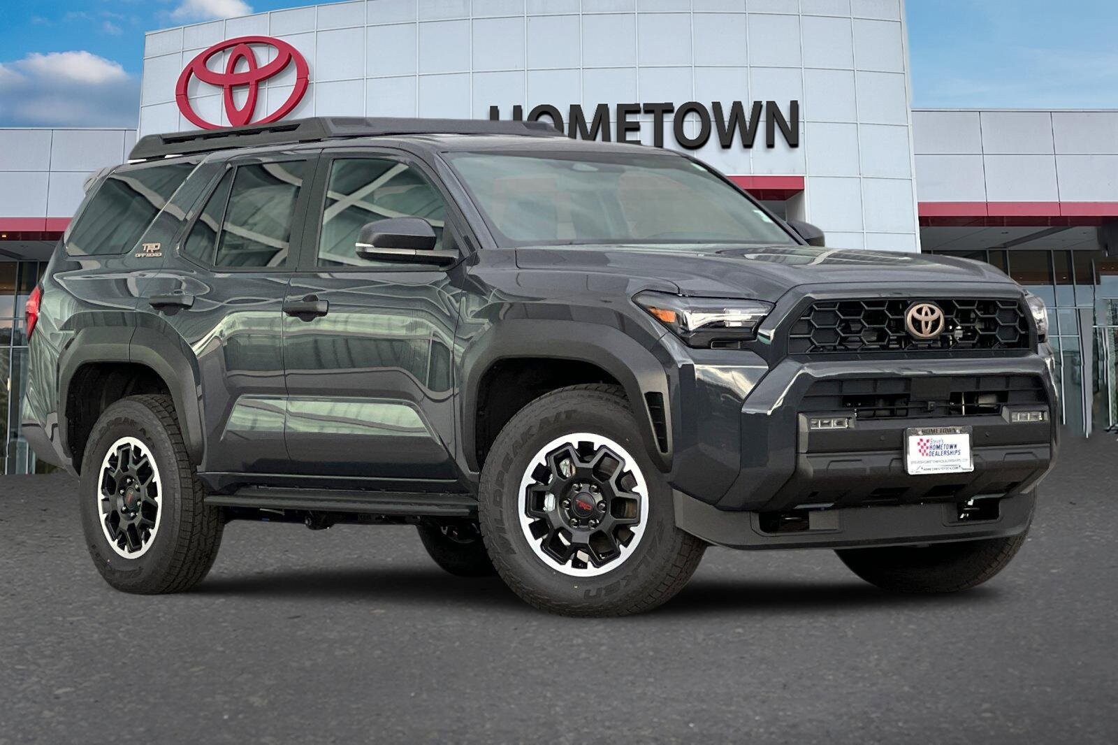 2025 Toyota 4Runner TRD Off-Road photo 2