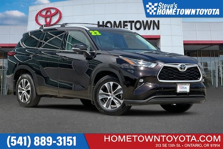 2022 Toyota Highlander XLE SUV