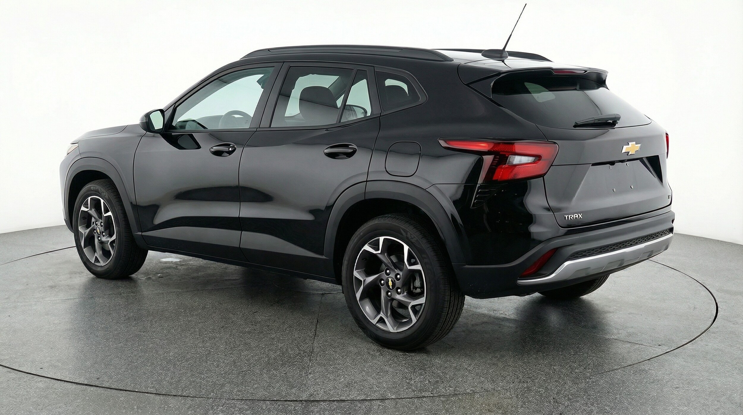 Thumbnail: 2025 Chevrolet Trax - 5