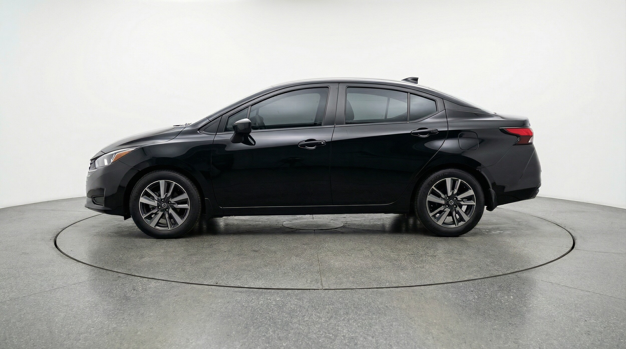 Thumbnail: 2025 Nissan Versa - 4