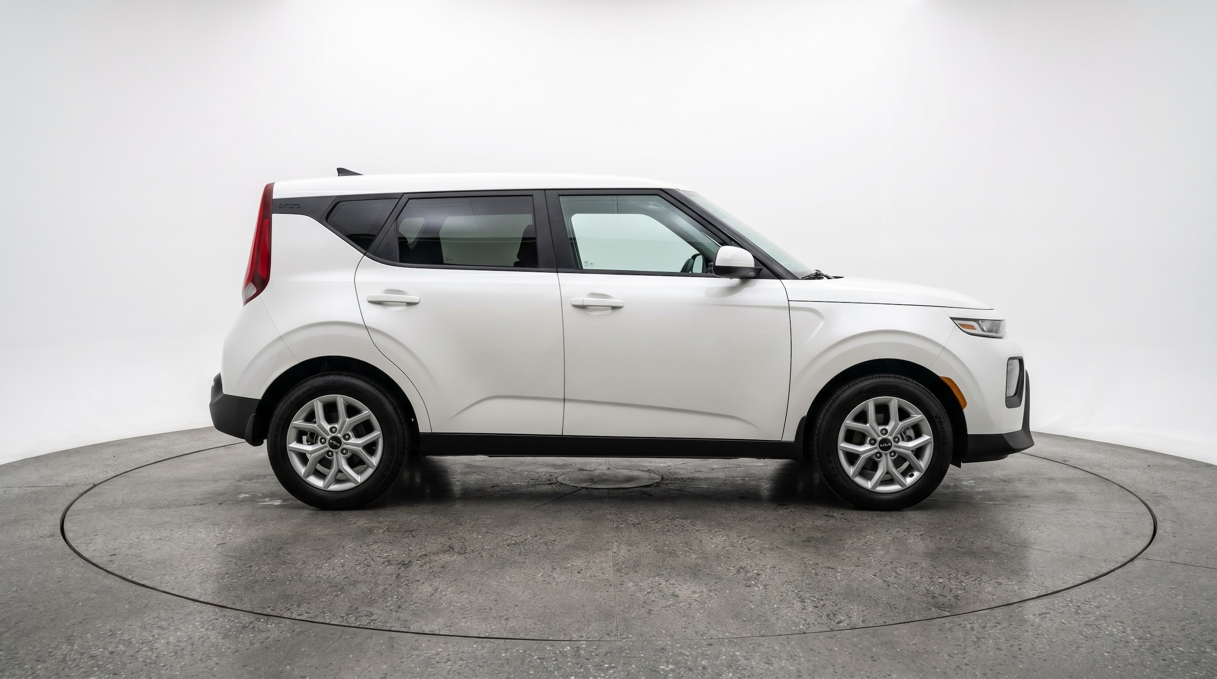 Thumbnail: 2025 Kia Soul - 8