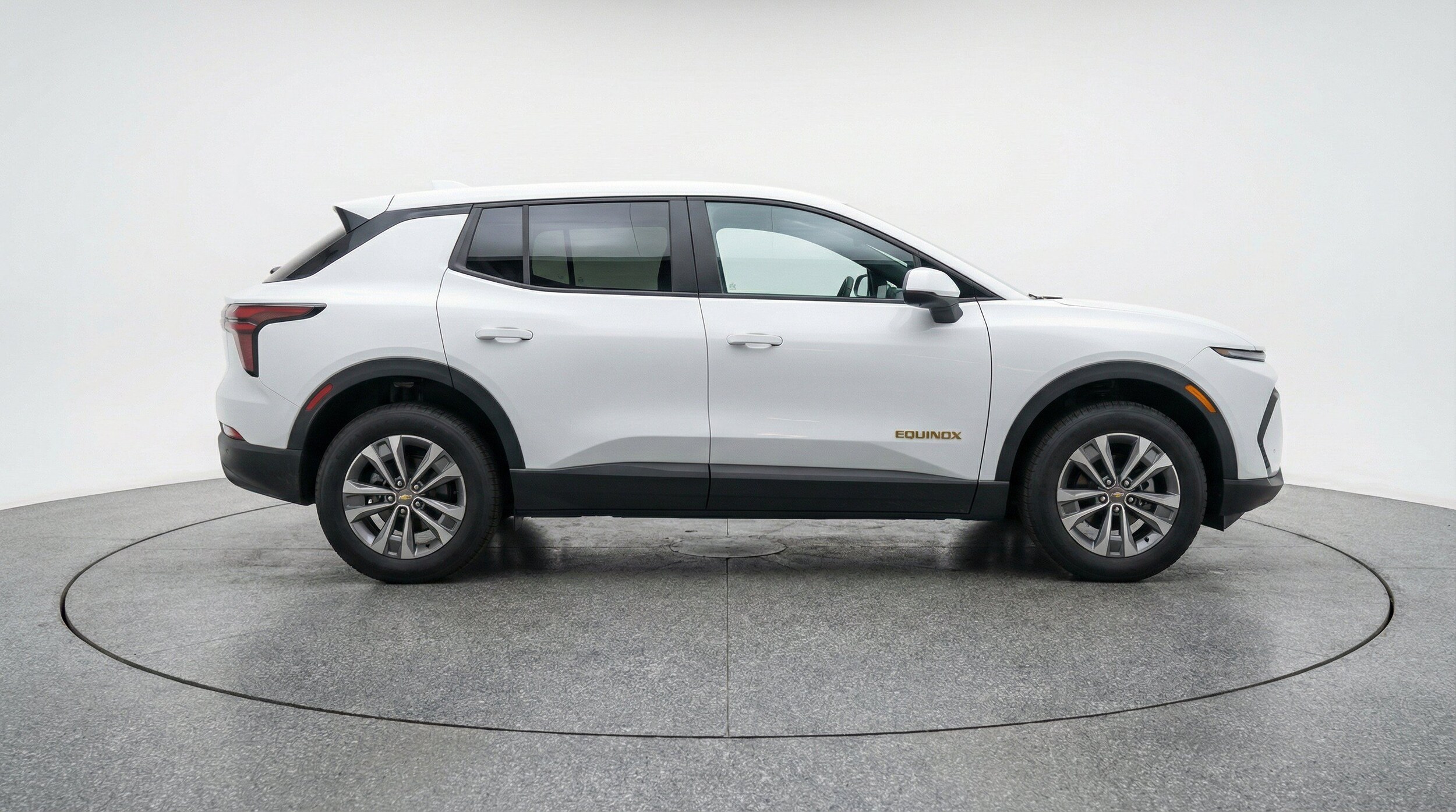 Thumbnail: 2025 Chevrolet Equinox - 10