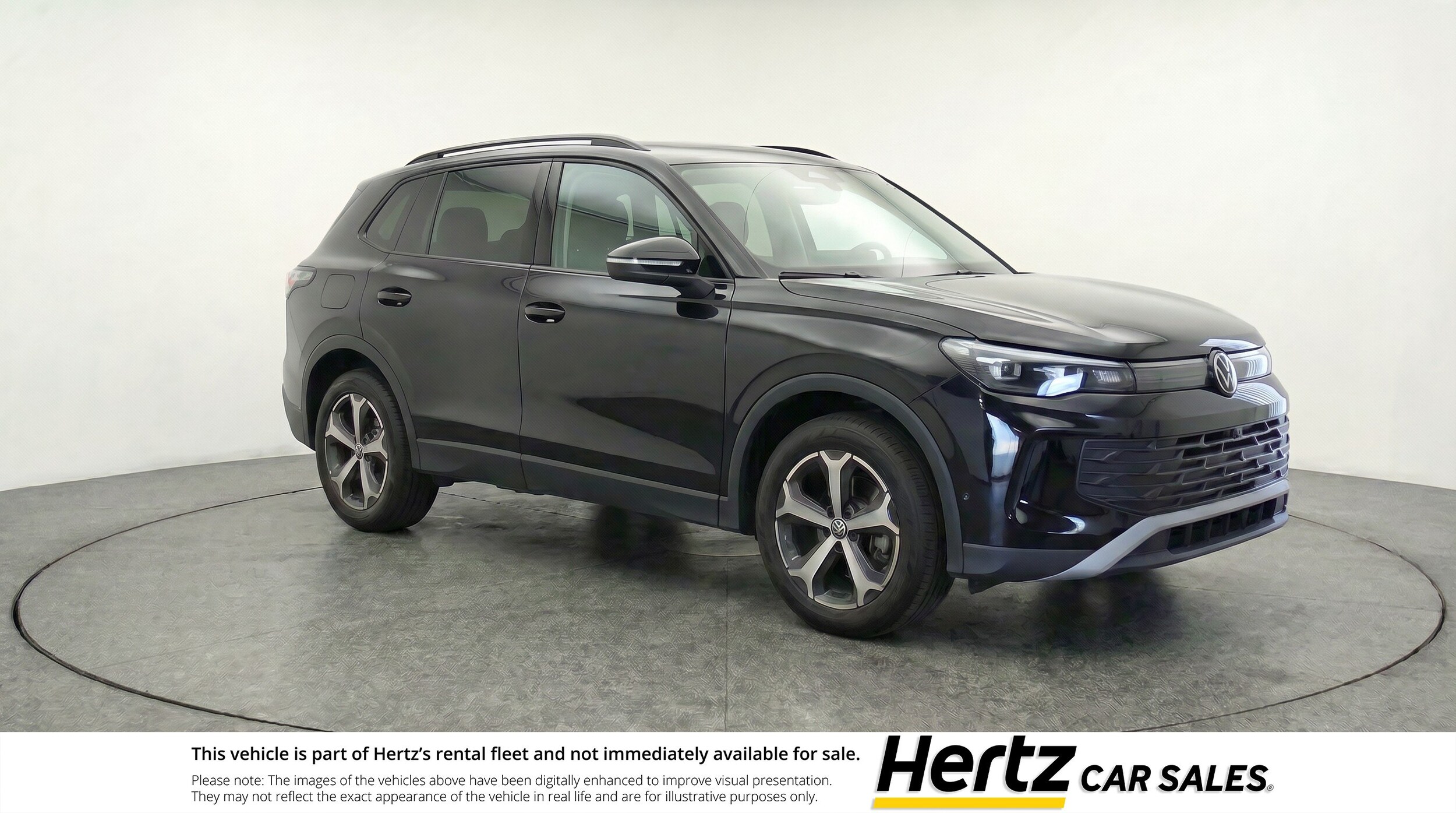 Thumbnail: 2026 Volkswagen Tiguan - 1