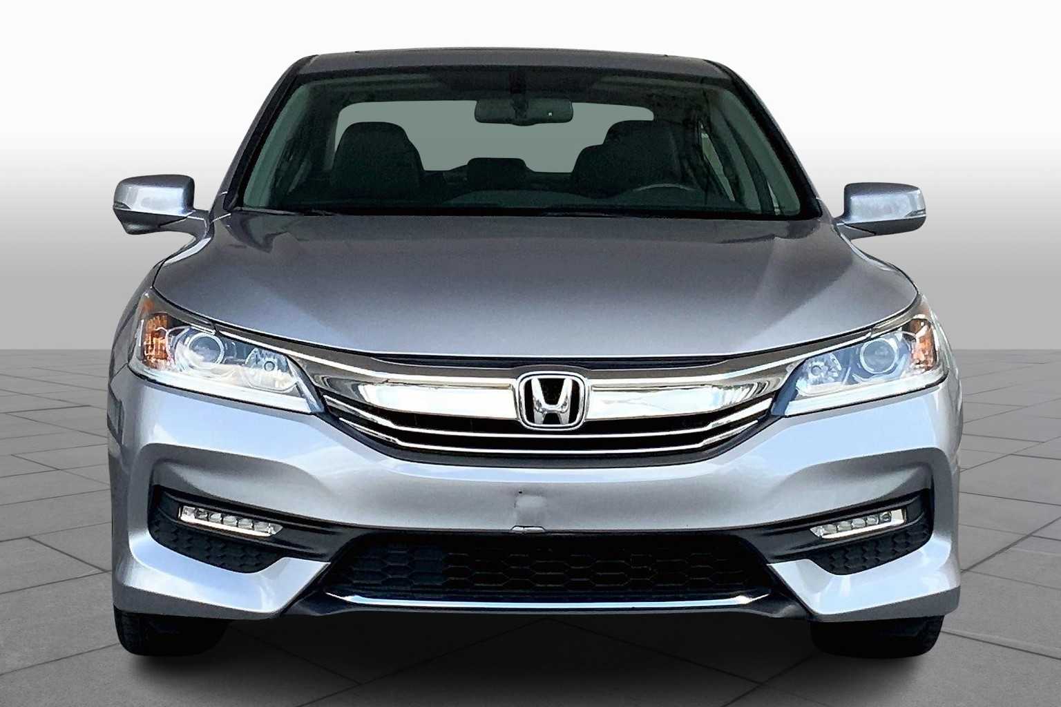 2016 Honda Accord EX-L photo 2