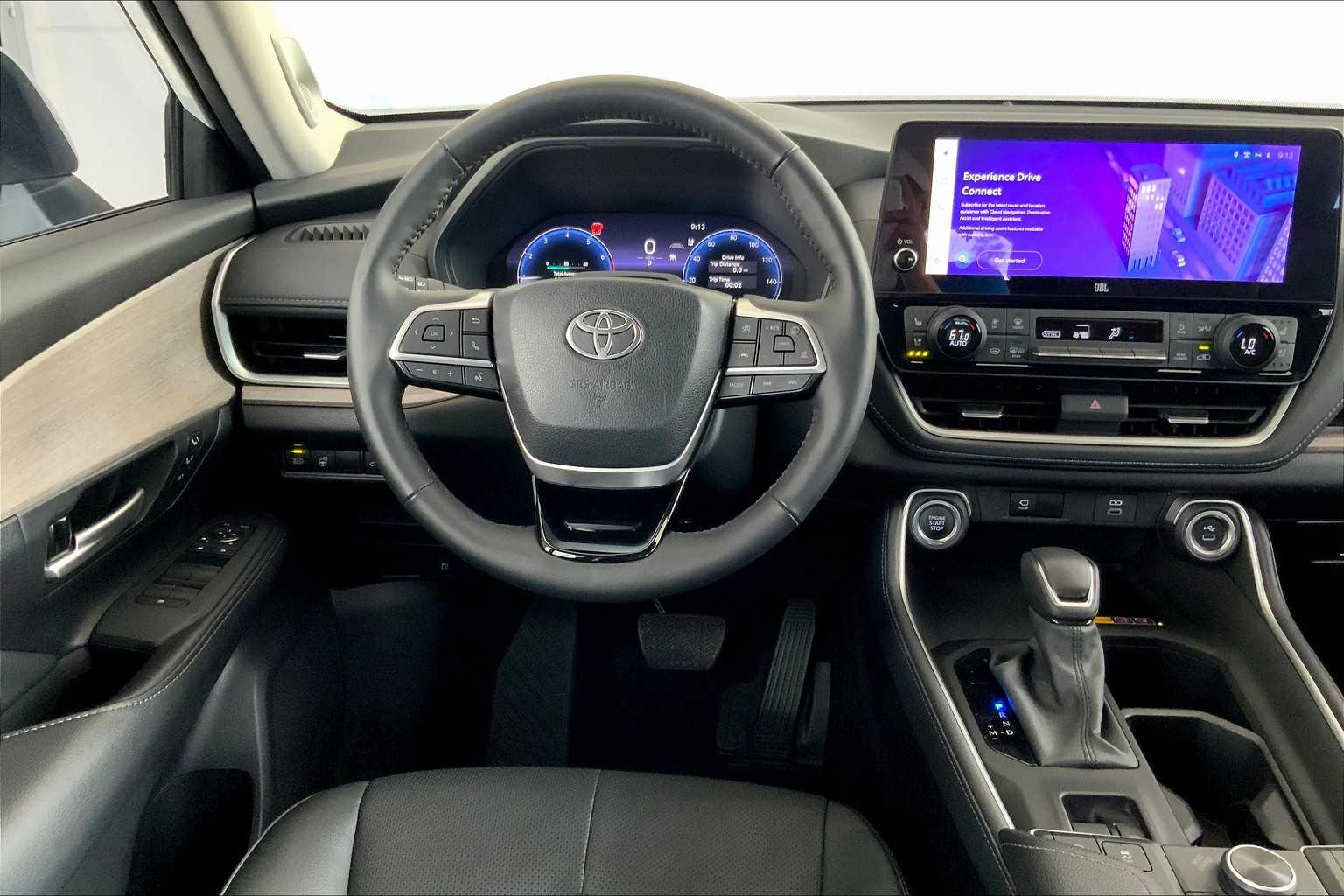2024 Toyota Grand Highlander Platinum photo 4