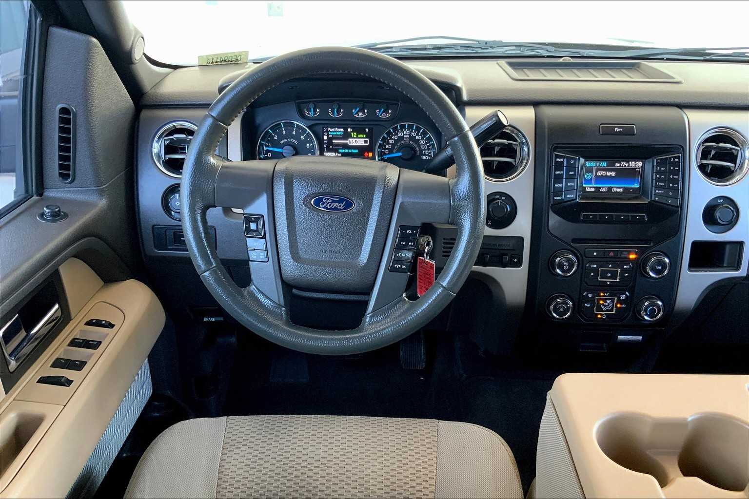 2013 Ford F-150 XLT photo 4