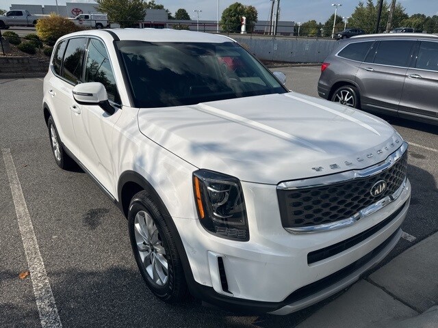 2021 Kia Telluride LX photo 2