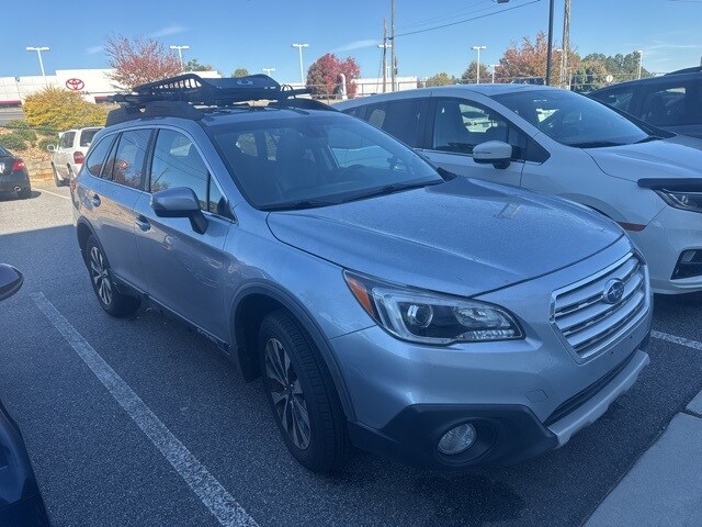 2017 Subaru Outback 2.5i Limited photo 3