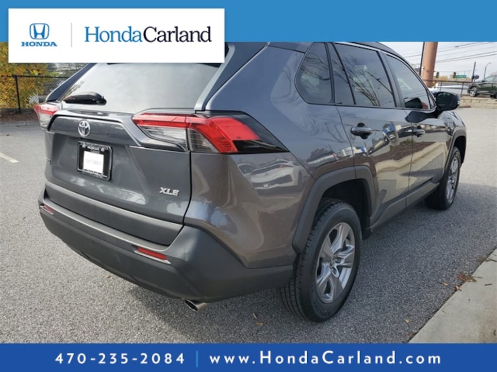 Used 2022 Toyota RAV4 XLE SUV