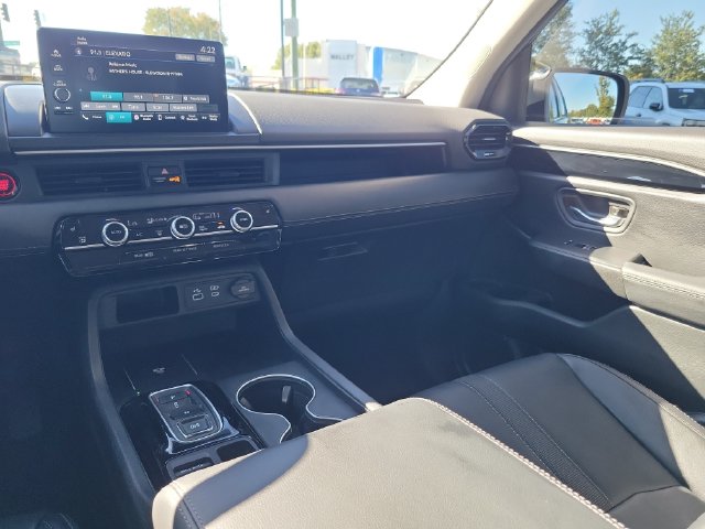 2025 Honda Pilot EX-L - Photo 30
