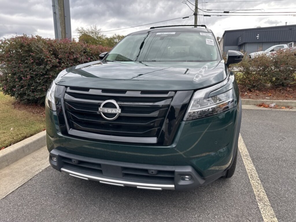 Used 2022 Nissan Pathfinder SL SUV