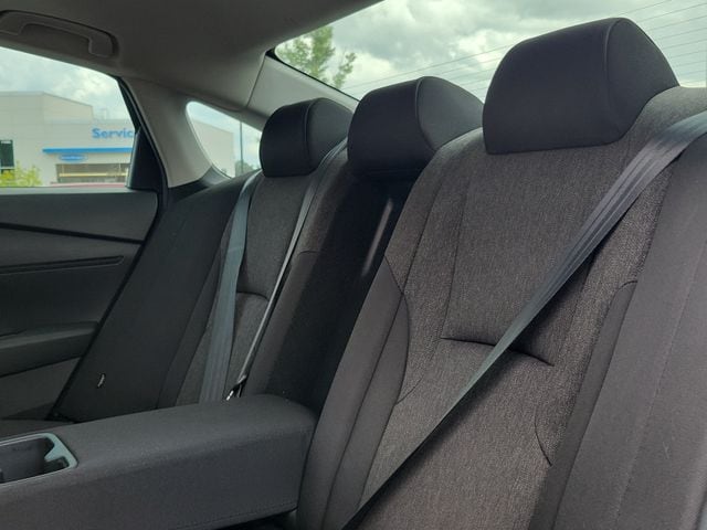 2025 Honda Accord SE - Photo 27