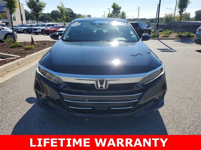 2022 Honda Accord Touring 2.0T photo 2