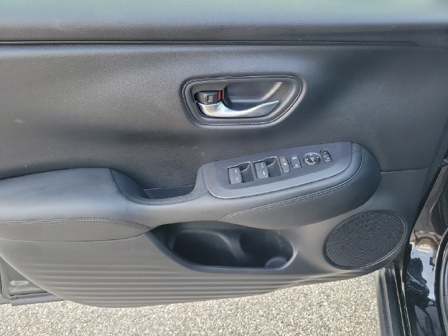 2025 Honda HR-V LX - Photo 8