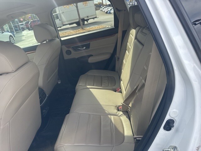 2020 Honda CR-V Touring photo 2