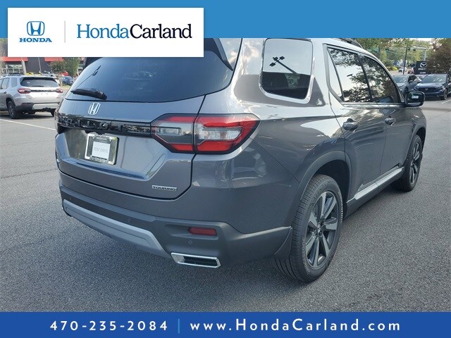 2025 Honda Pilot Touring photo 4