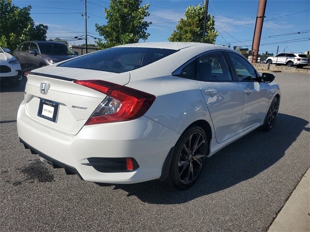 2019 Honda Civic Sport photo 3