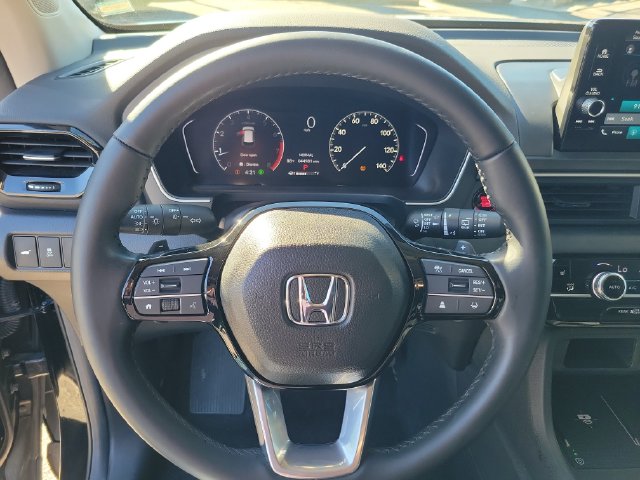2025 Honda Pilot EX-L - Photo 14