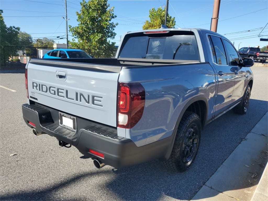 Certified 2025 Honda Ridgeline RTL Truck Crew Cab