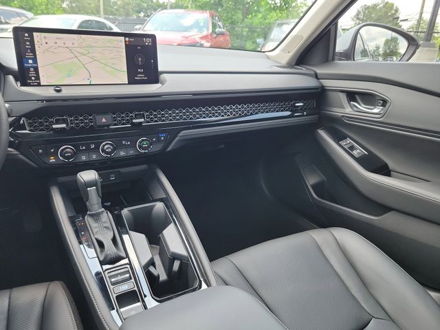 2025 Honda Accord Hybrid Touring - Photo 32