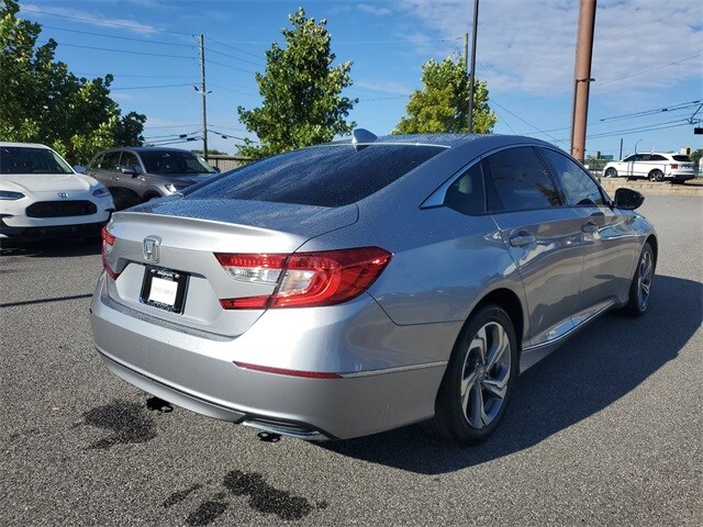 2020 Honda Accord EX-L 1.5T photo 3