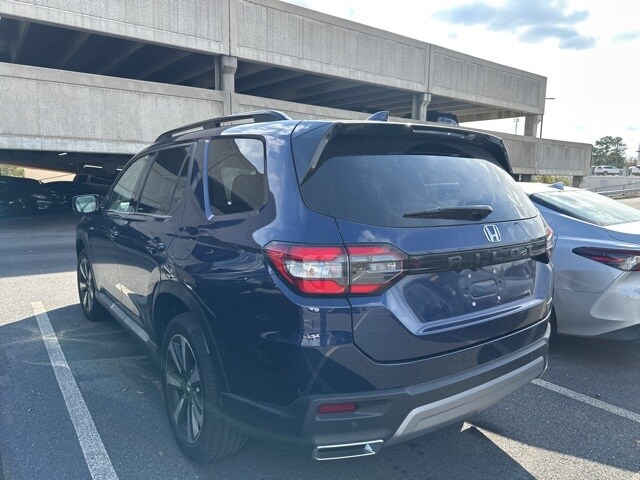 2024 Honda Pilot Touring photo 4